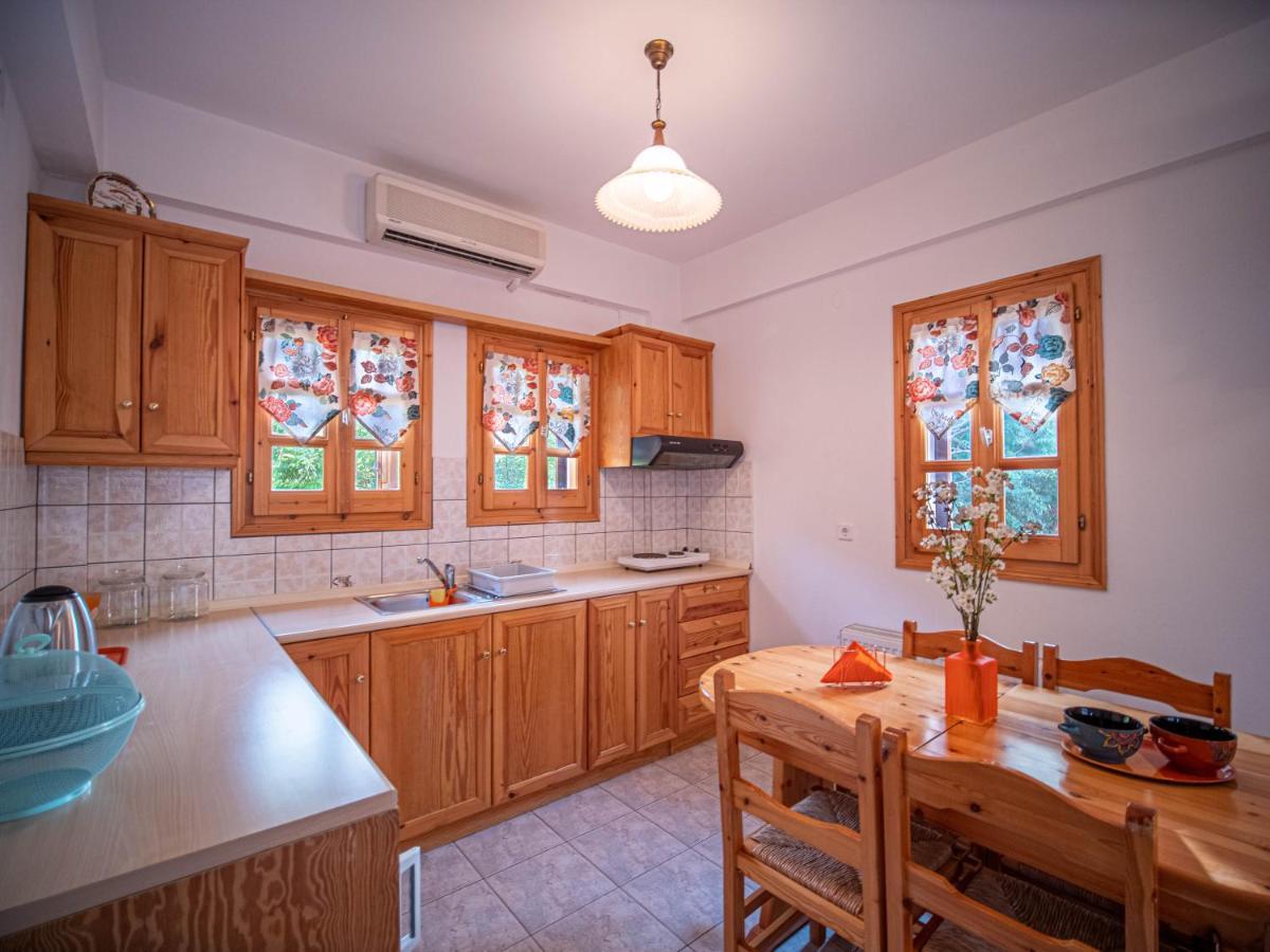 Orange House For Big Families In Damouchari - Delicious Houses מראה חיצוני תמונה
