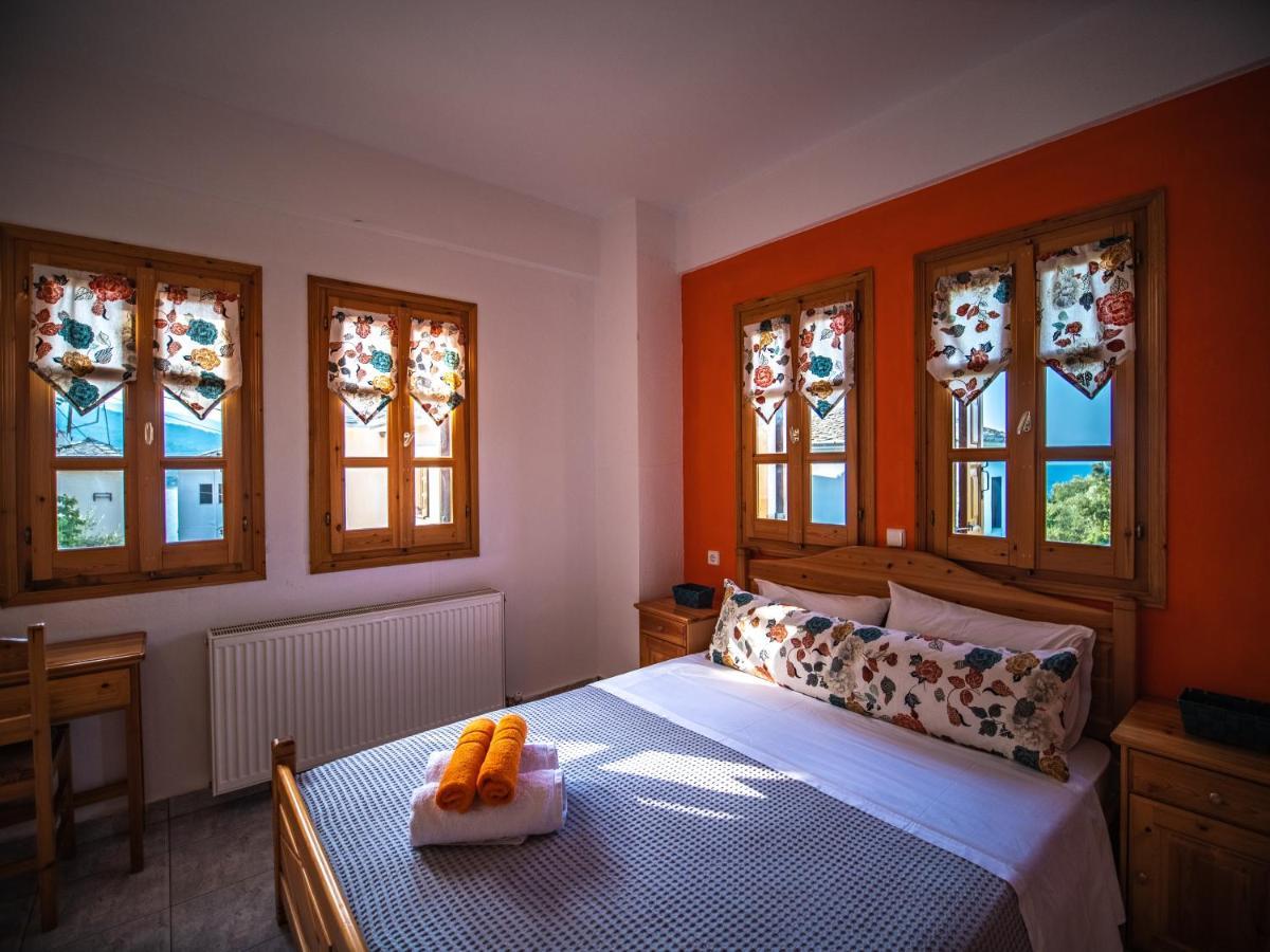 Orange House For Big Families In Damouchari - Delicious Houses מראה חיצוני תמונה