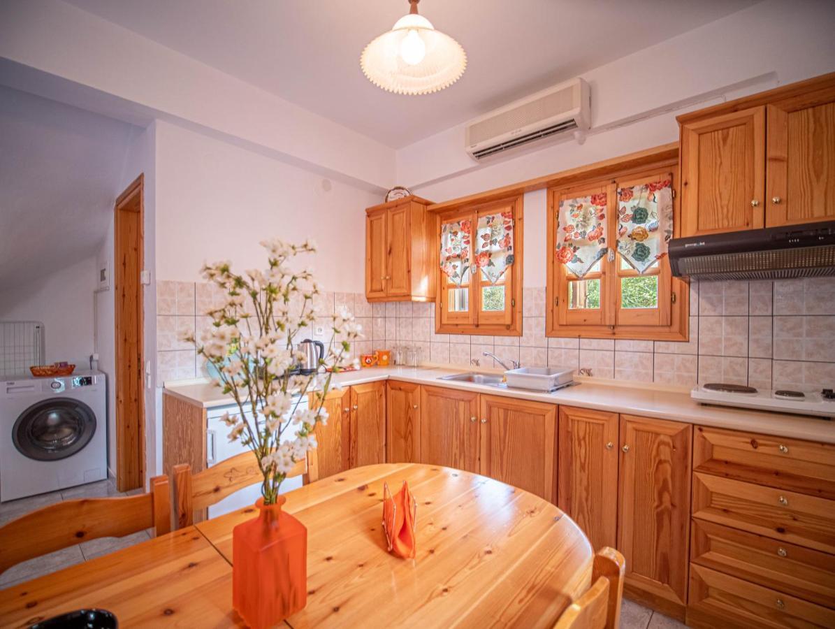 Orange House For Big Families In Damouchari - Delicious Houses מראה חיצוני תמונה