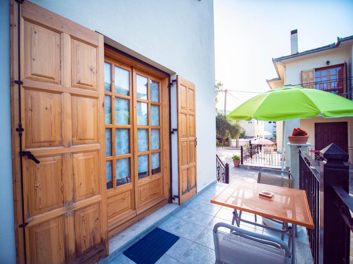 Orange House For Big Families In Damouchari - Delicious Houses מראה חיצוני תמונה