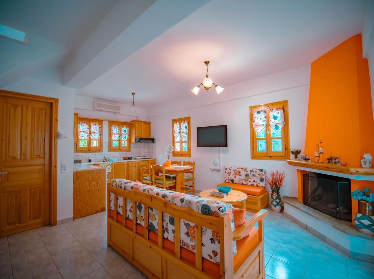 Orange House For Big Families In Damouchari - Delicious Houses מראה חיצוני תמונה