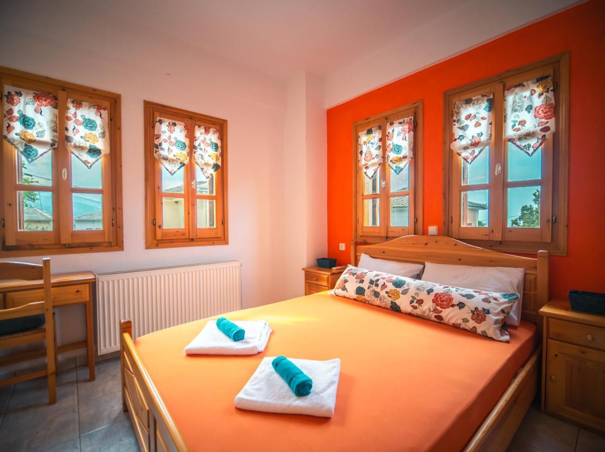 Orange House For Big Families In Damouchari - Delicious Houses מראה חיצוני תמונה