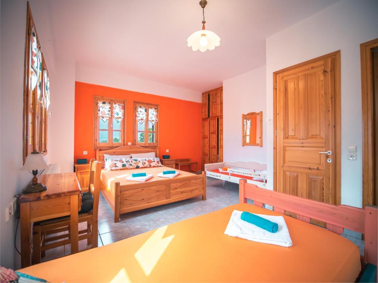 Orange House For Big Families In Damouchari - Delicious Houses מראה חיצוני תמונה