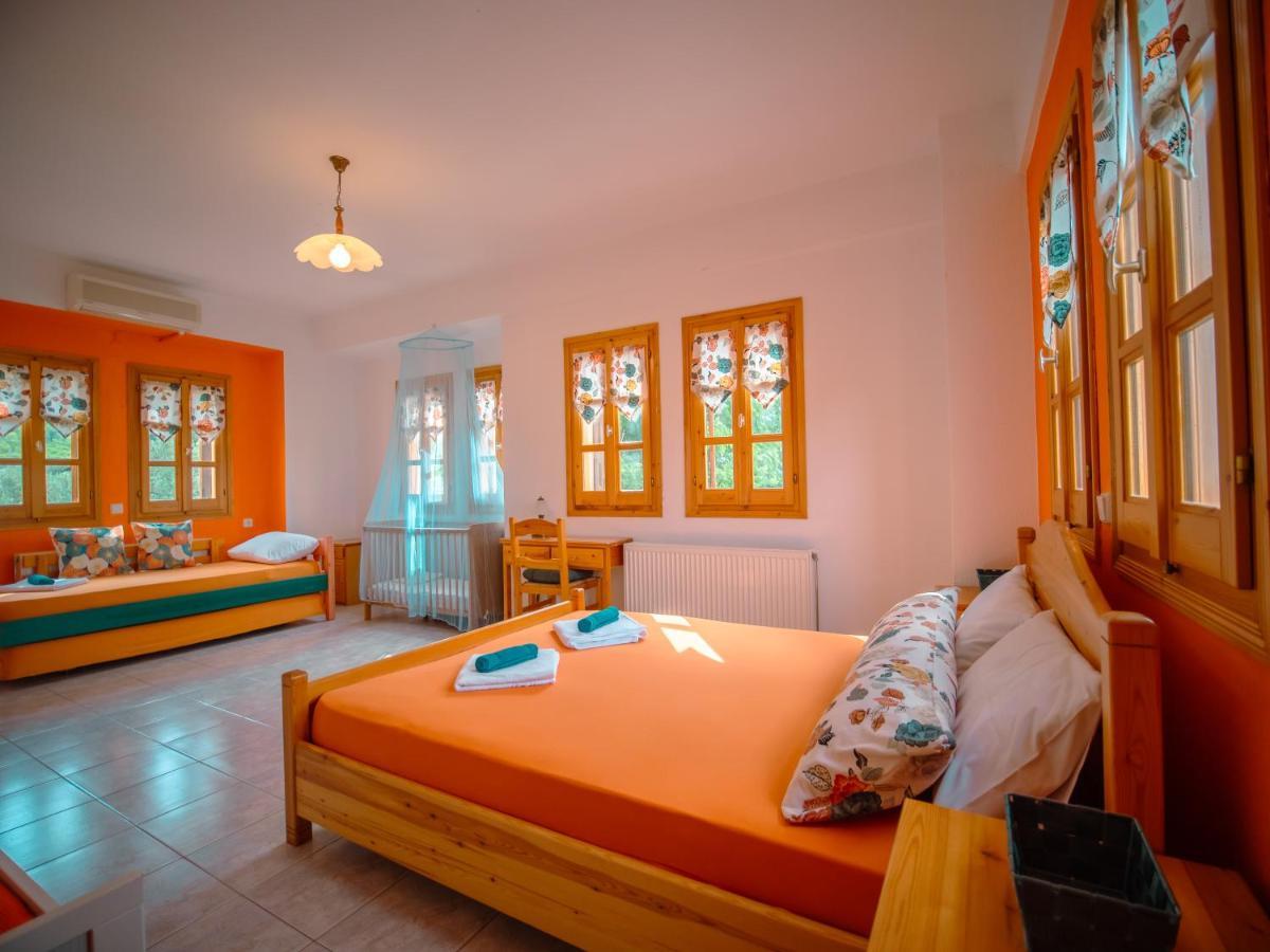 Orange House For Big Families In Damouchari - Delicious Houses מראה חיצוני תמונה